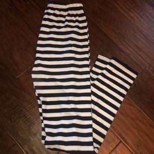 Striped leggings